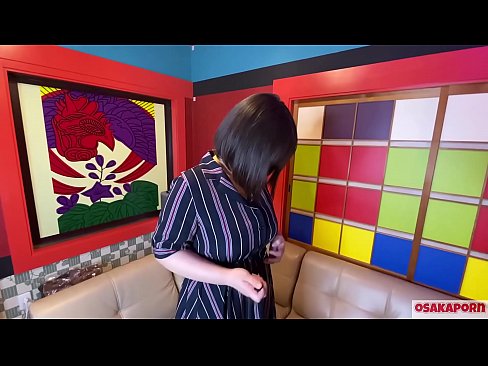 ❤️ Cutie Japanese nwere nnukwu nnụnnụ tit na-eji ihe ụmụaka egwuri egwu na-enwe mmekọahụ na-emetọ onwe ya ma nwee orgasm. Ọ na-ekwu na N'ajụjụ ọnụ banyere ya iberibe ahụmahụ. Nnukwu nnụnnụ tit na ọtụ ntutu na-asụ ude nke ukwuu. Osakaporn ️❌ Ihe na-akpali agụụ mmekọahụ n'ụlọ ❌❤